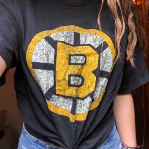 Boston Bruins Vintage Tee⭐️
